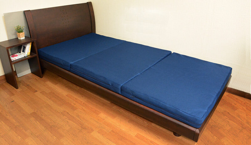 基本の敷き方　ベッド