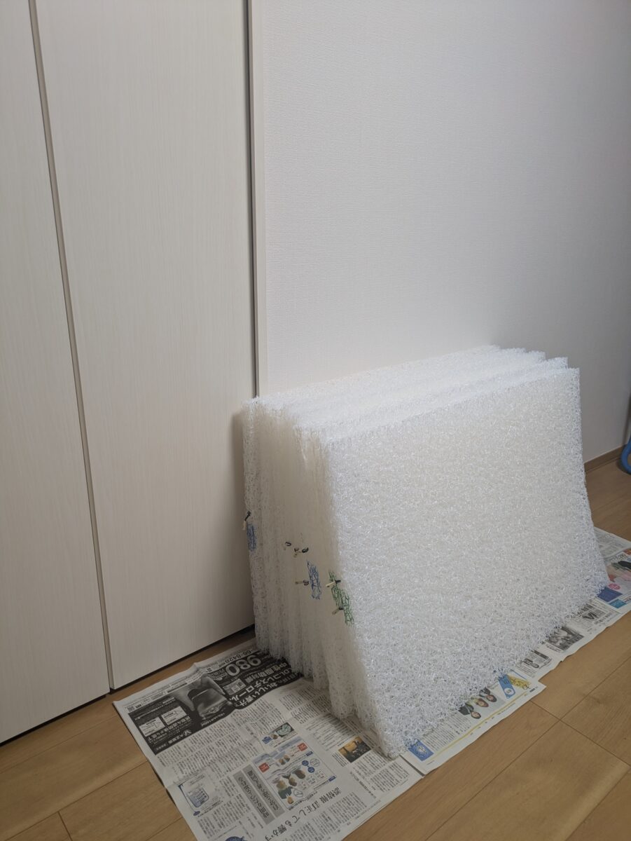 ブレスエアー素材を重ねて干してある写真