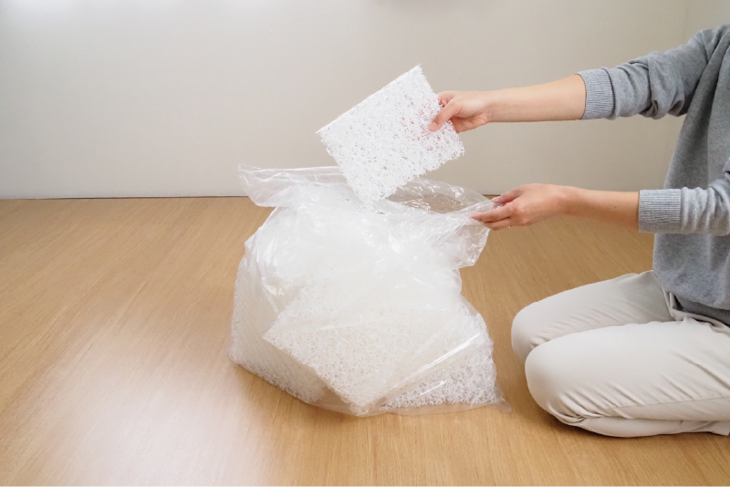 ハサミで切って捨てるだけの簡単処分